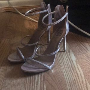 Daisy Fuentes heels